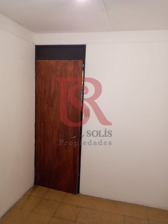 LP - Venta departamento 4 ambientes en Solano