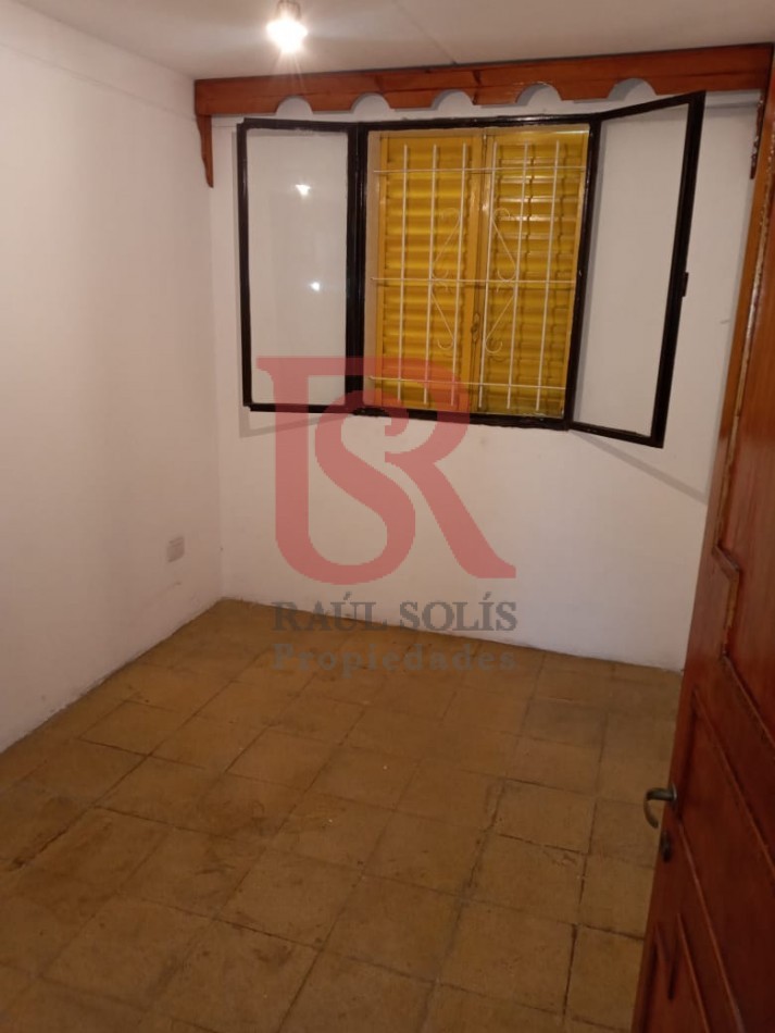 LP - Venta departamento 4 ambientes en Solano
