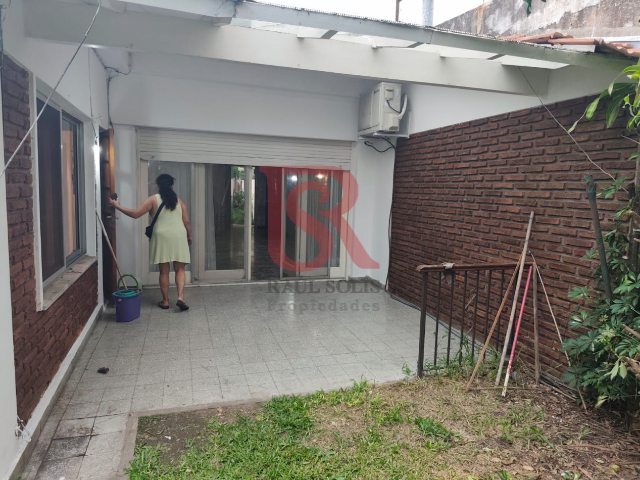 LP - ALQUILER! Hermosa casa 4 ambientes con patio y horno de barro en Don Bosco