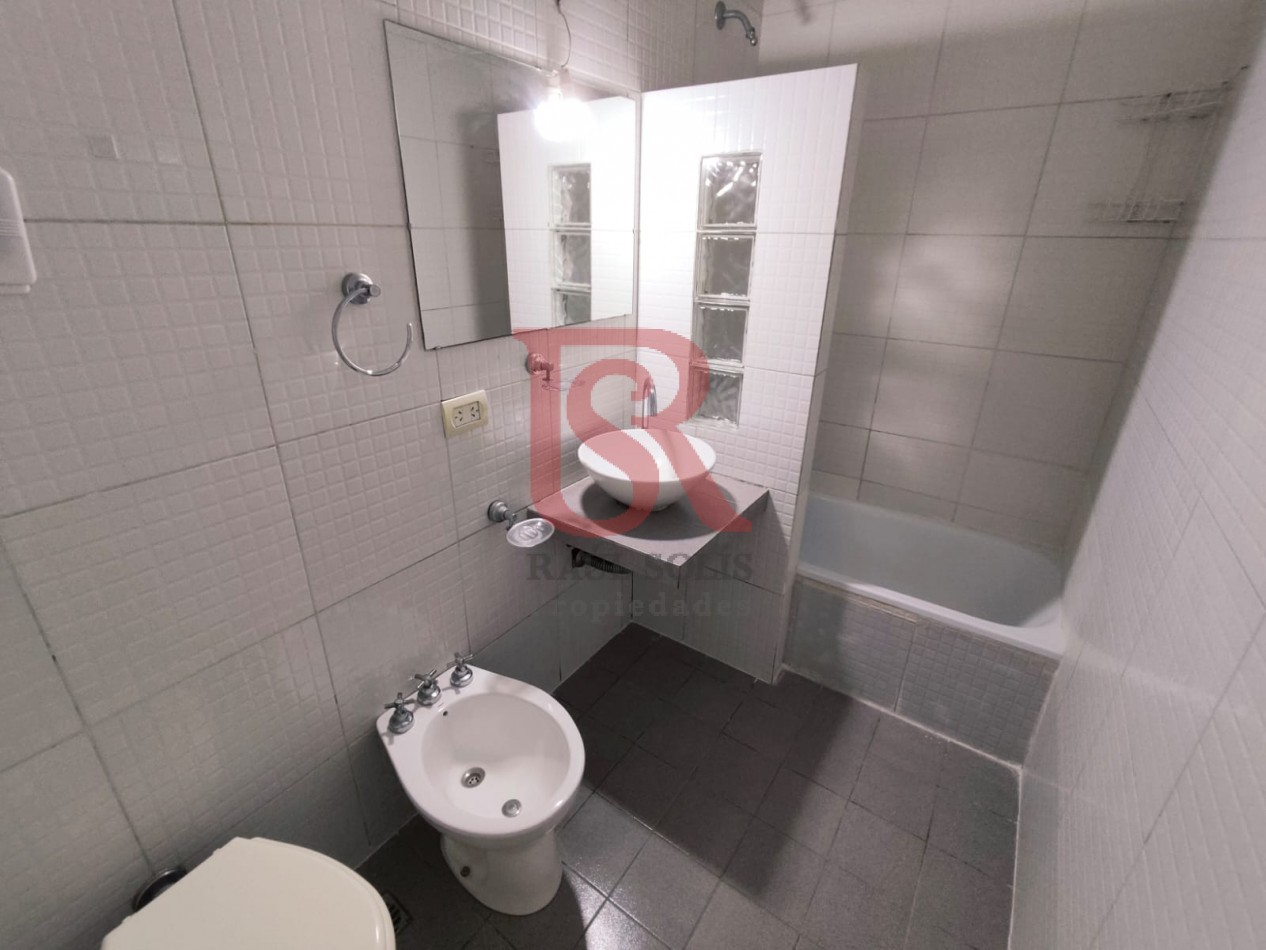 DN - Departamento 2 ambientes en alquiler, Quilmes