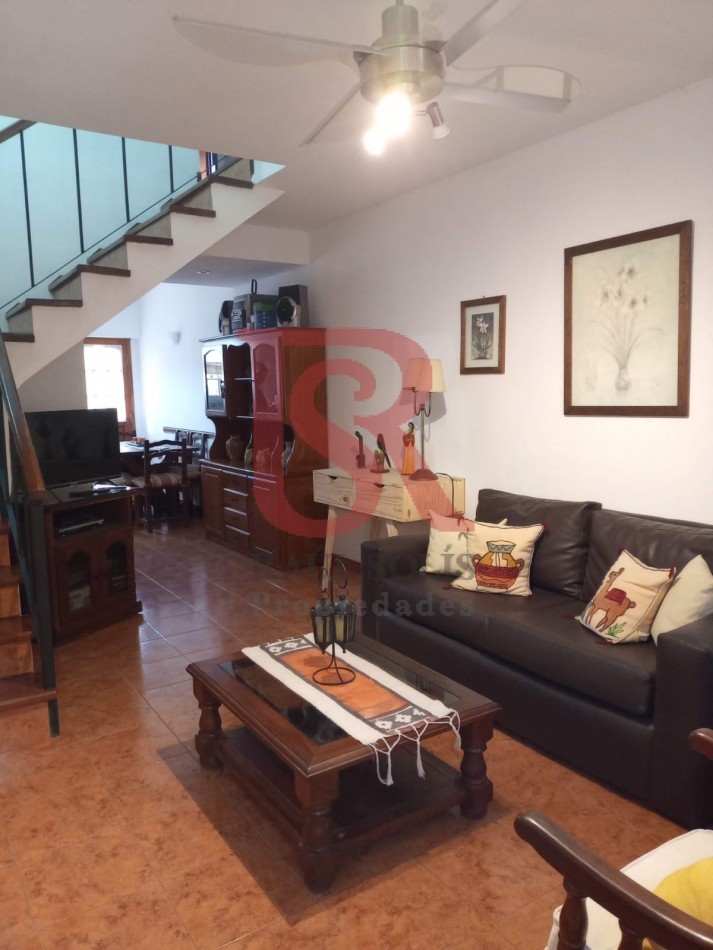 DN - Excelente triplex 4 ambientes en Quilmes. Apto Credito!!!!