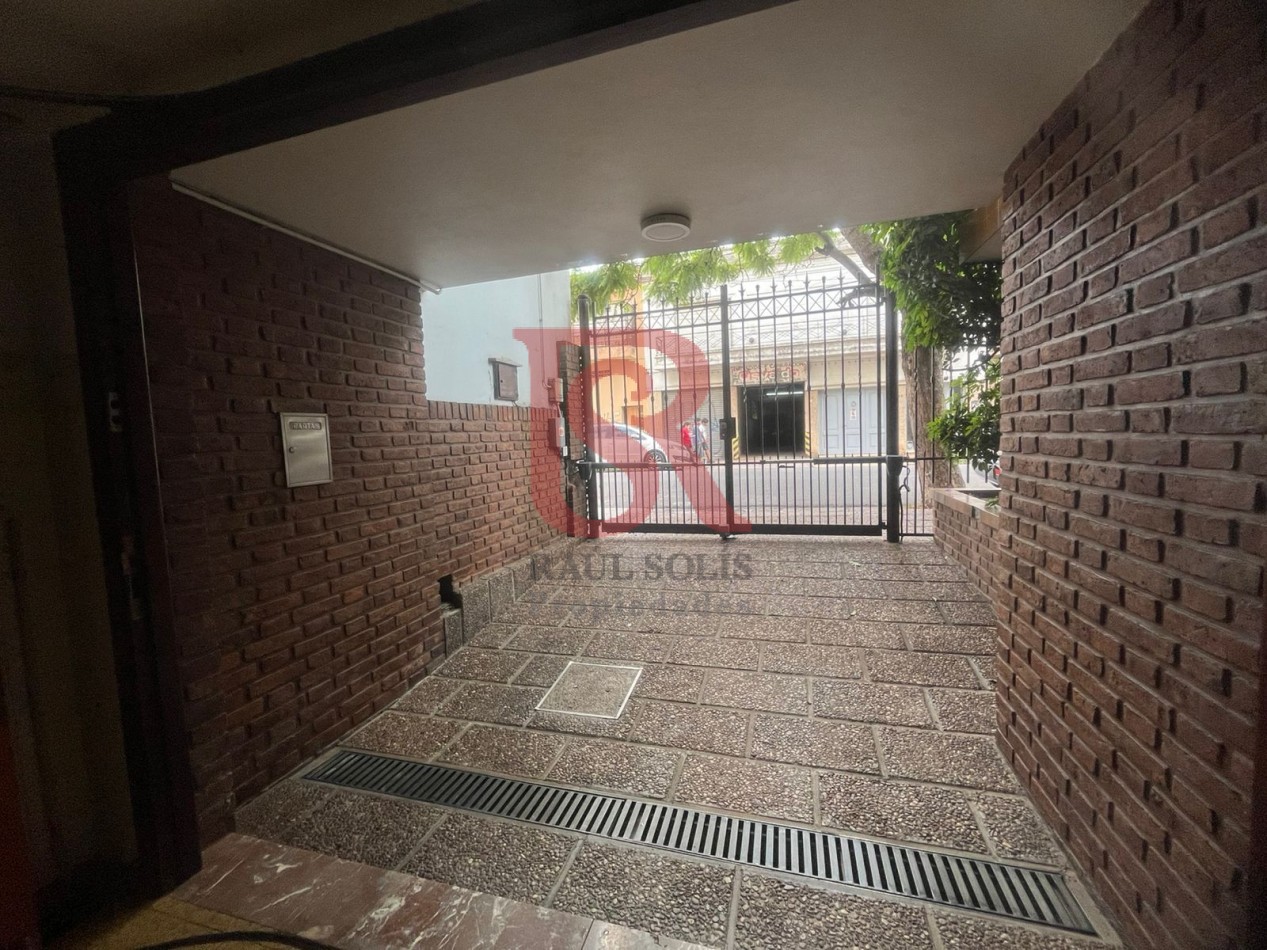 GZ -  Alquiler Casa de Categoria Excelente Ubicacion