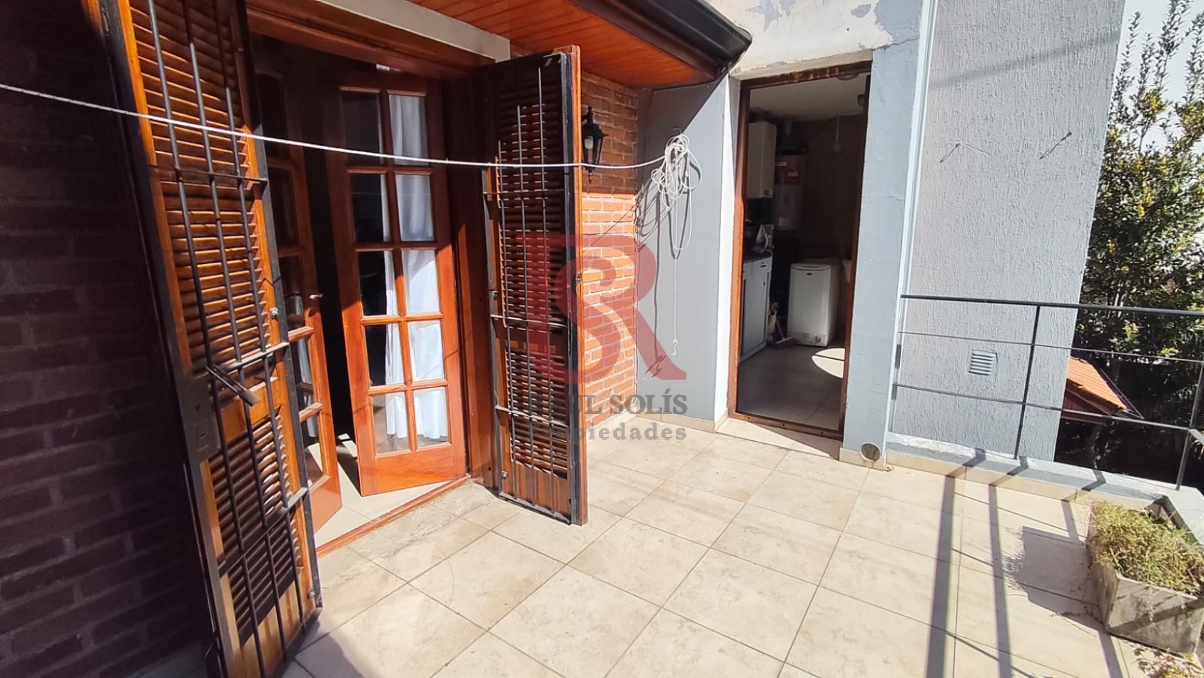 DN - Hermosa casa 4 ambientes con quincho, Quilmes Centro!!