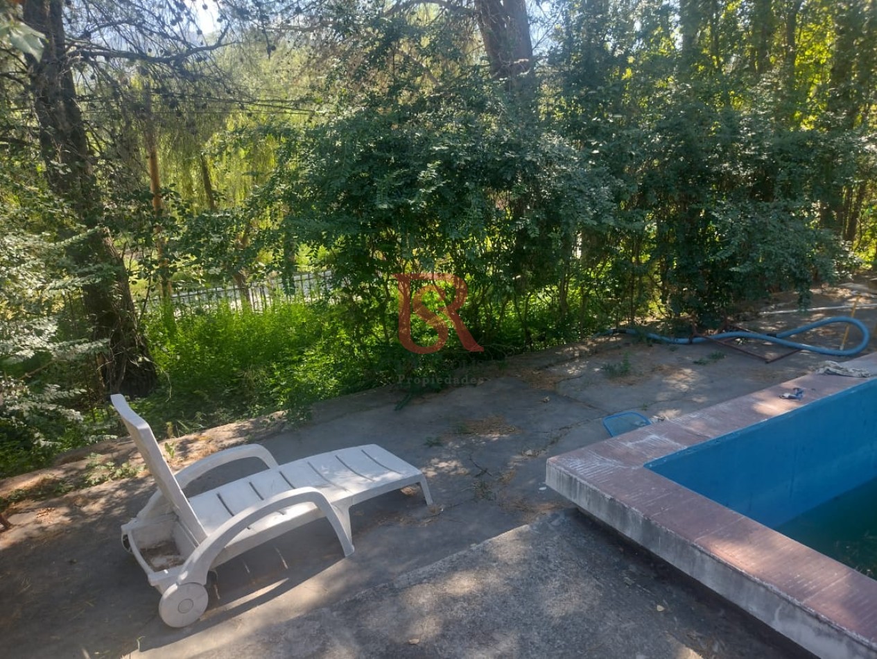 MS - Hermosa Cabaña en Venta en Potrero de los Funes! Disfruta la naturaleza y la tranquilidad en esta encantadora cabaña de dos plantas, ideal para vivienda permanente o casa de descanso.
