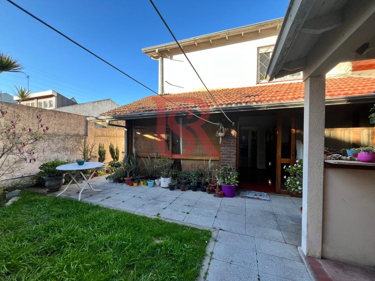 RS- Hermosa casa de 7 ambientes, en excelente estado.