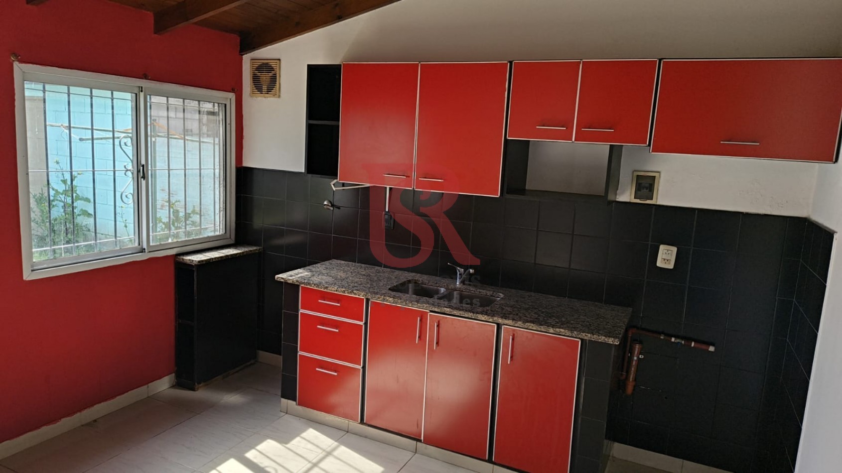 FV (BF) Ph 4 ambientes con patio en Quilmes Oeste 