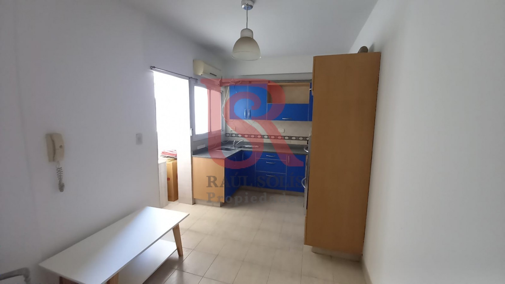 DN - Amplio departamento 3 ambientes en alquiler, Quilmes Centro!!