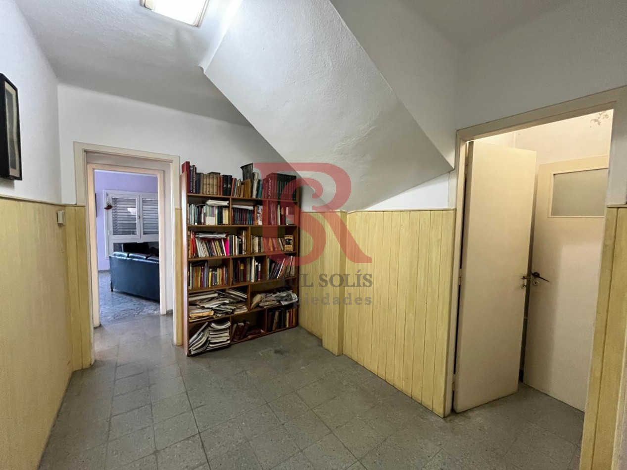 RS- Hermosa casa de 7 ambientes, en excelente estado.