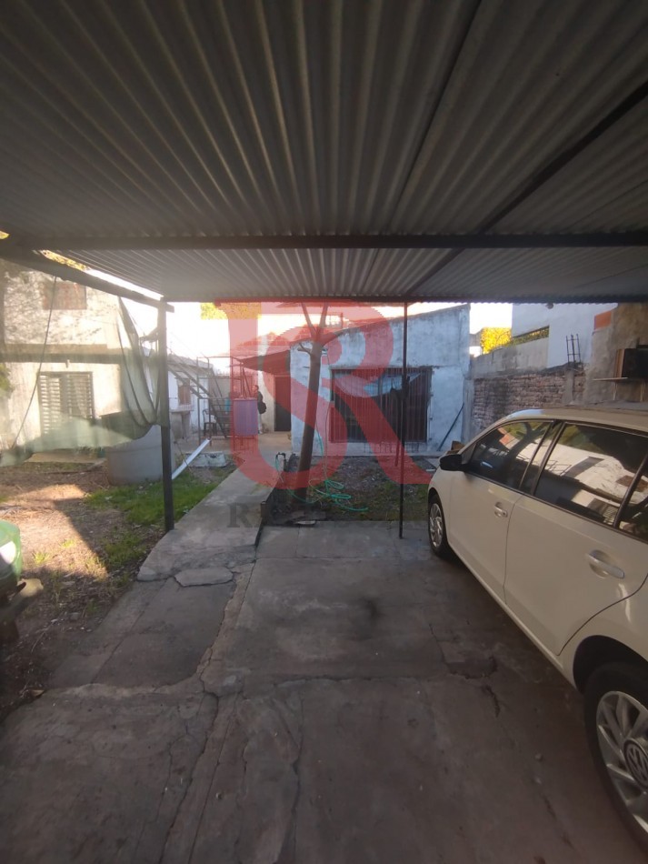 FV Casa en venta 4 ambientes, 220 m² - a metros de Universidad Jauretche y Metrobus