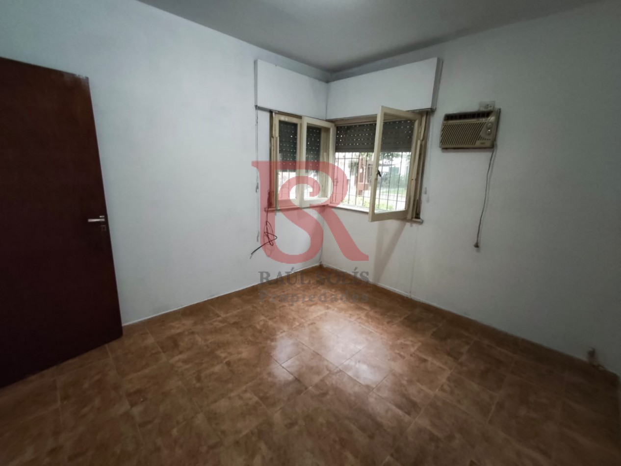 LP - ALQUILER! Hermosa casa 4 ambientes con patio y horno de barro en Don Bosco