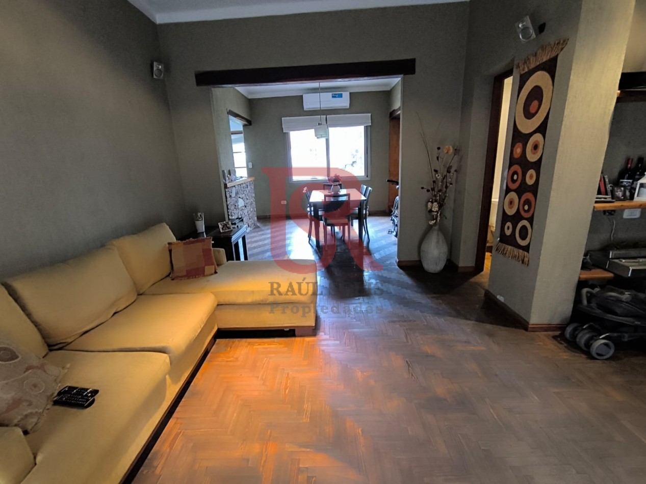 LP - RETASADA Hermosa casa 4 ambientes con quincho, pileta y garaje en Quilmes centro
