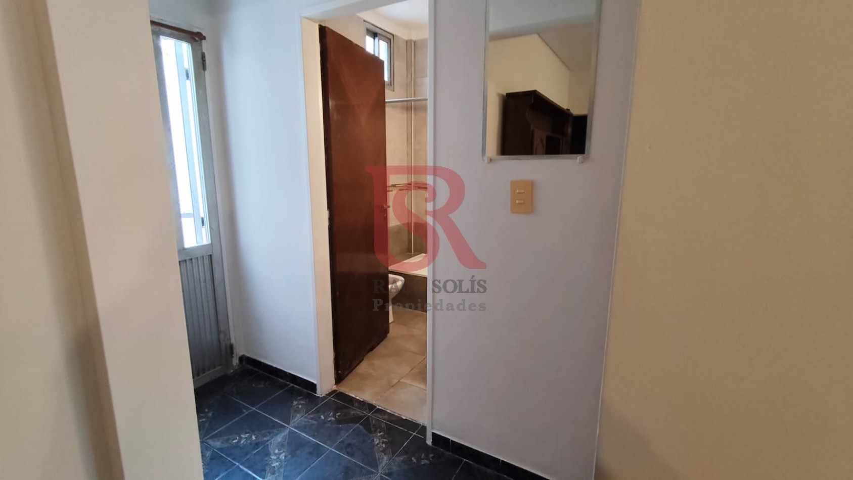 DN - Amplio PH 3 ambientes con dos patios en venta, Wilde!!