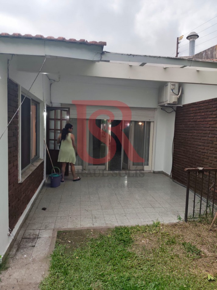 LP - ALQUILER! Hermosa casa 4 ambientes con patio y horno de barro en Don Bosco
