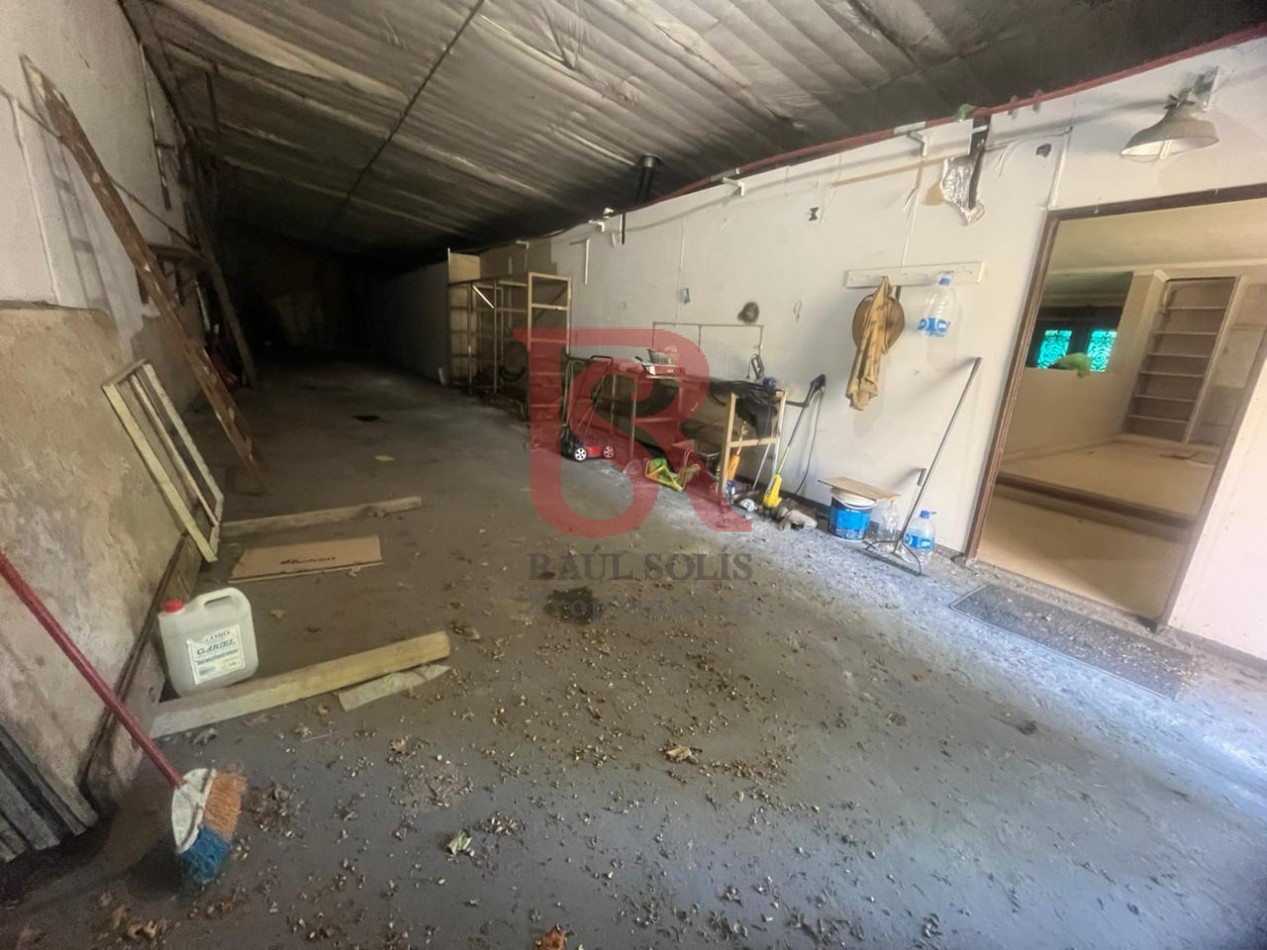 GZ- Galpon de 400 m desarrollado sobre lote de 1300m