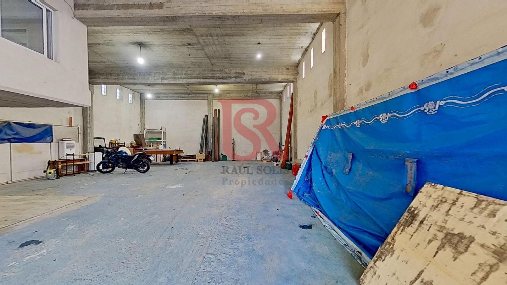 AM. Casa tres ambientes en Venta Quilmes Oeste 