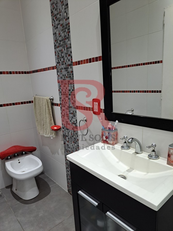 FV-Casa de 4 ambientes refaccionada con patio 