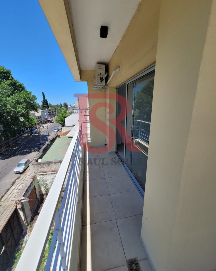 E.S. ALQUILER Departamento 2 ambientes con cochera 