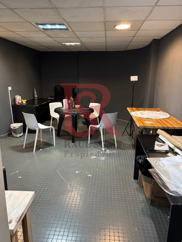 AM. IMPECABLE LOCAL en Venta en Quilmes Centro