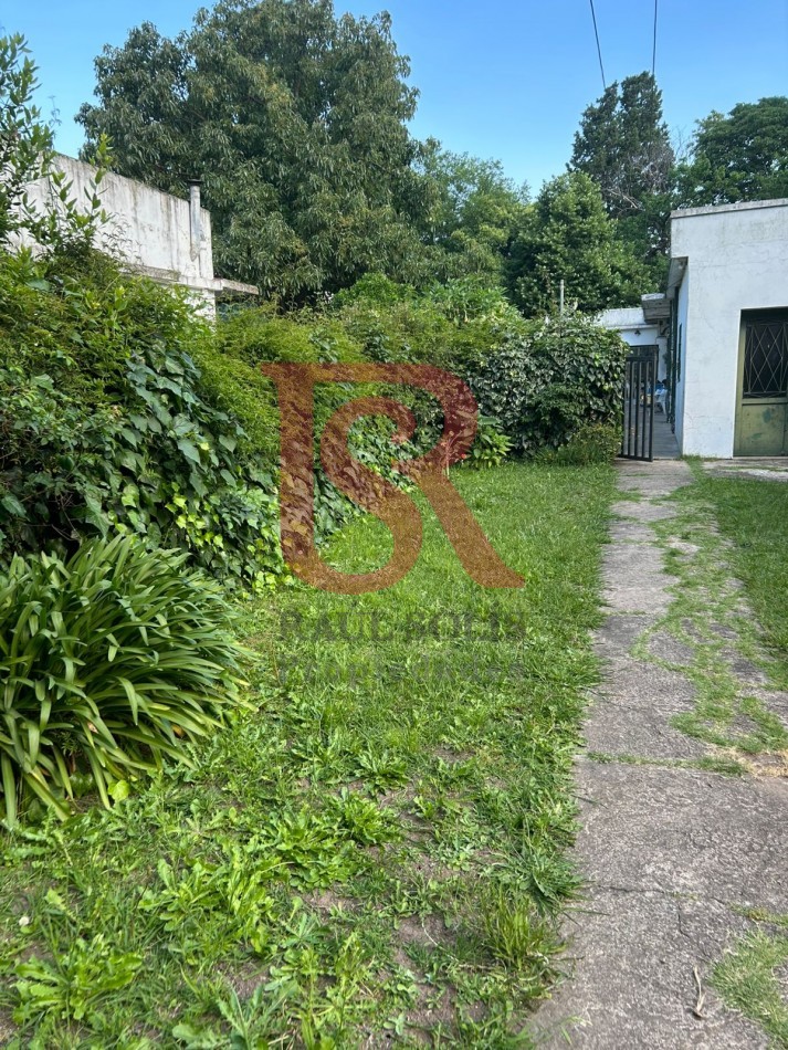 LG Casa en Longchamps amplio parque