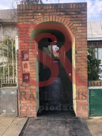 AM- EXCELENTE CASA en VENTA - QUILMES