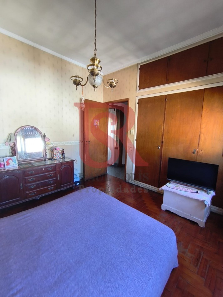 LP - Venta PH multiambiental en primer piso en Bernal