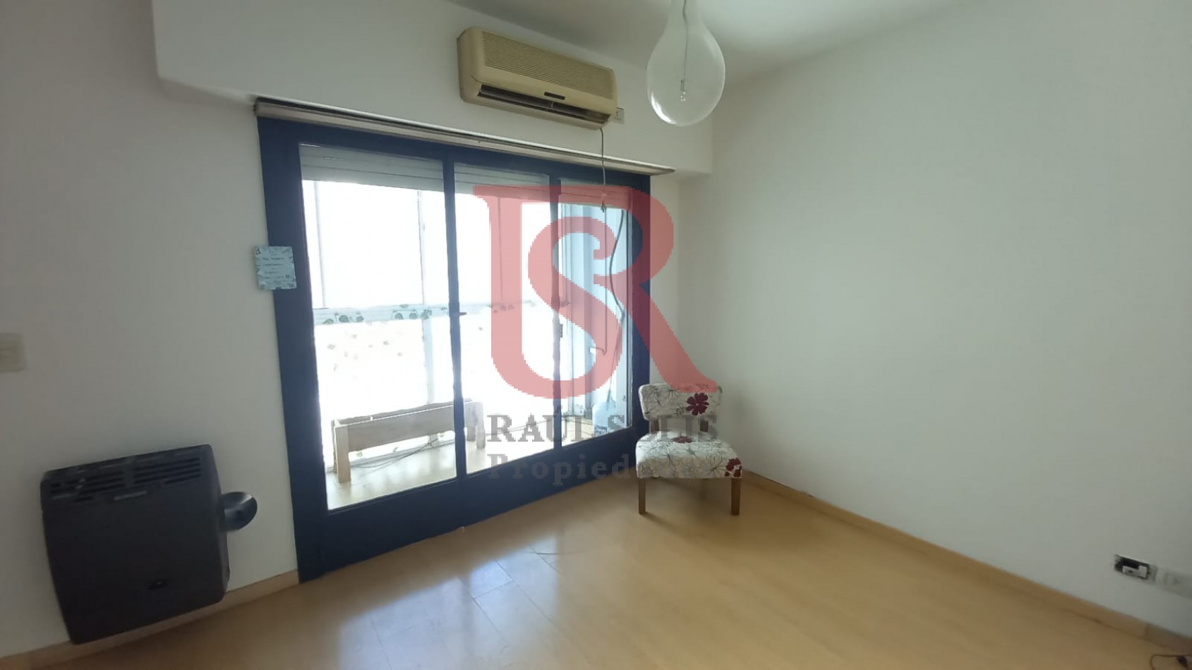DN - Amplio departamento 3 ambientes en alquiler, Quilmes Centro!!