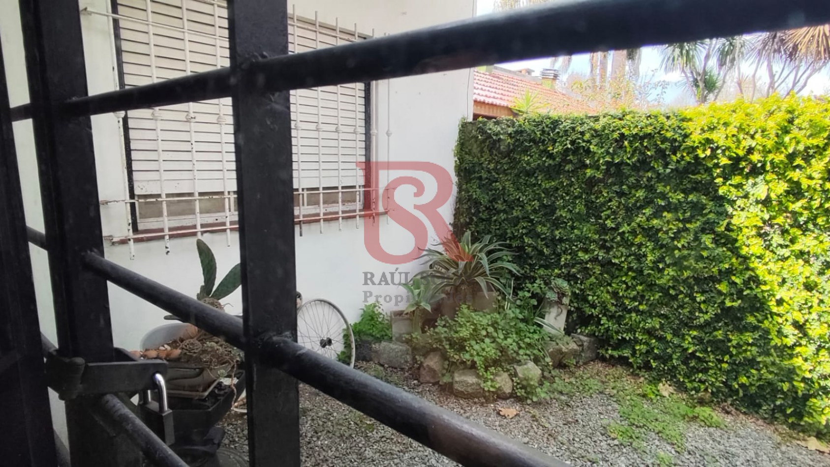 DN - Excelente ubicacion, Casa 4 ambientes en venta, Quilmes!! Apta Credito
