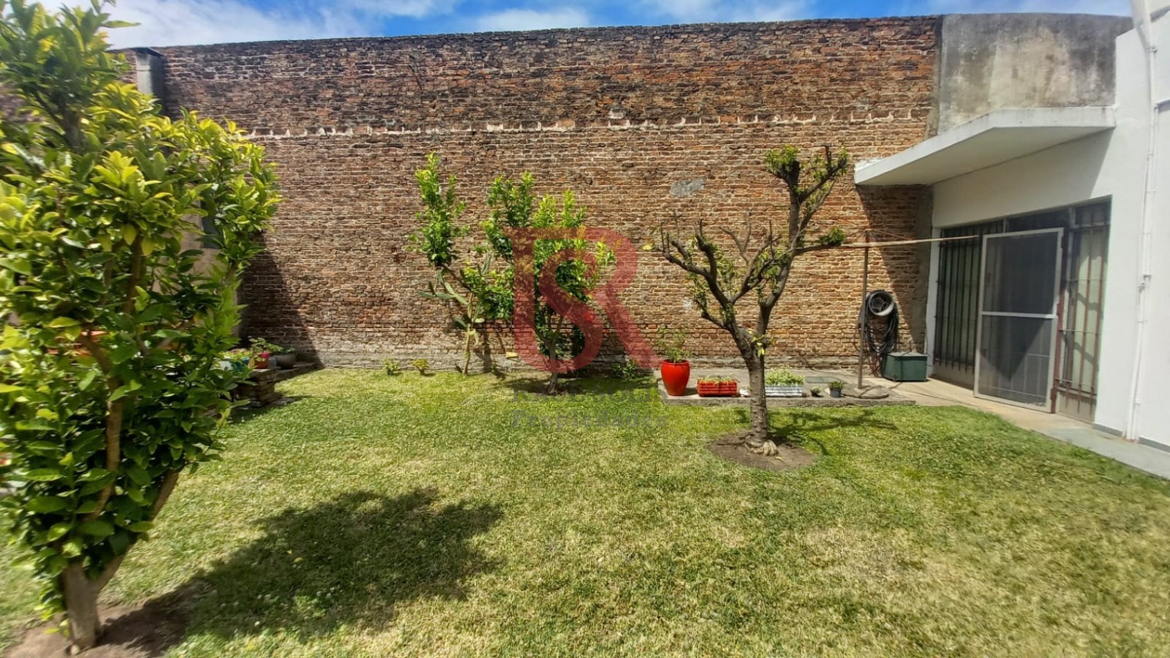 DN - Casa en venta, en Quilmes Oeste!