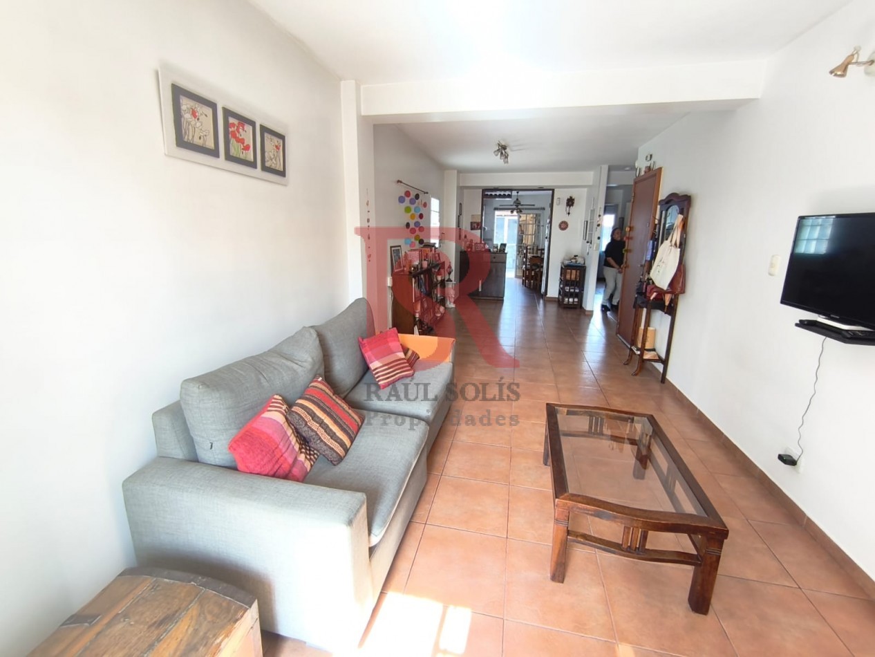  LP (CG) - VENTA! Hermoso departamento con patio interno 3 ambientes en Wilde centro. OPCIONAL: 3 COCHERAS.