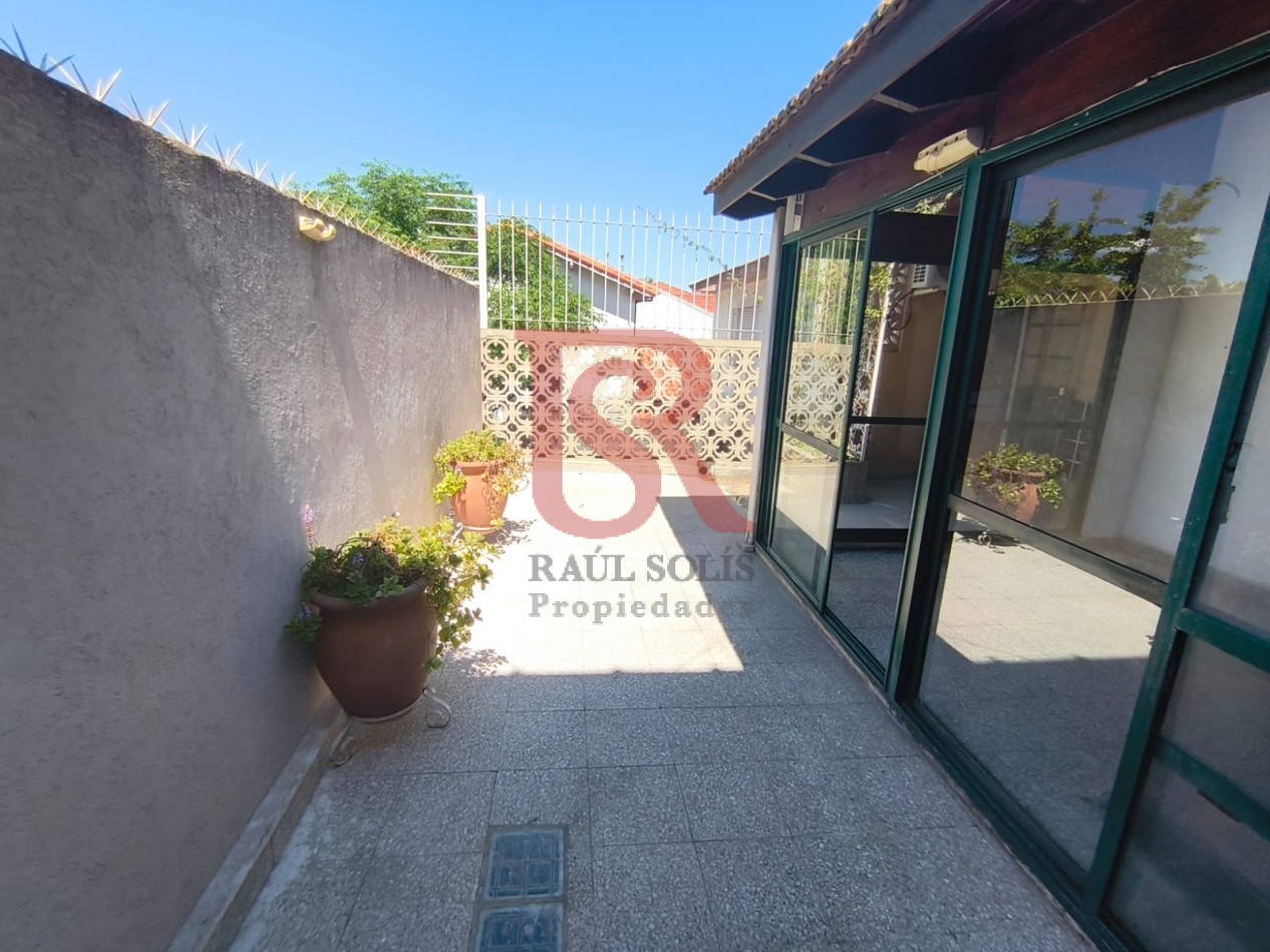 LP - VENTA! Hermoso PH en 1er piso de 4 ambientes con espcio tipo loft, quincho y parrilla en Quilmes 