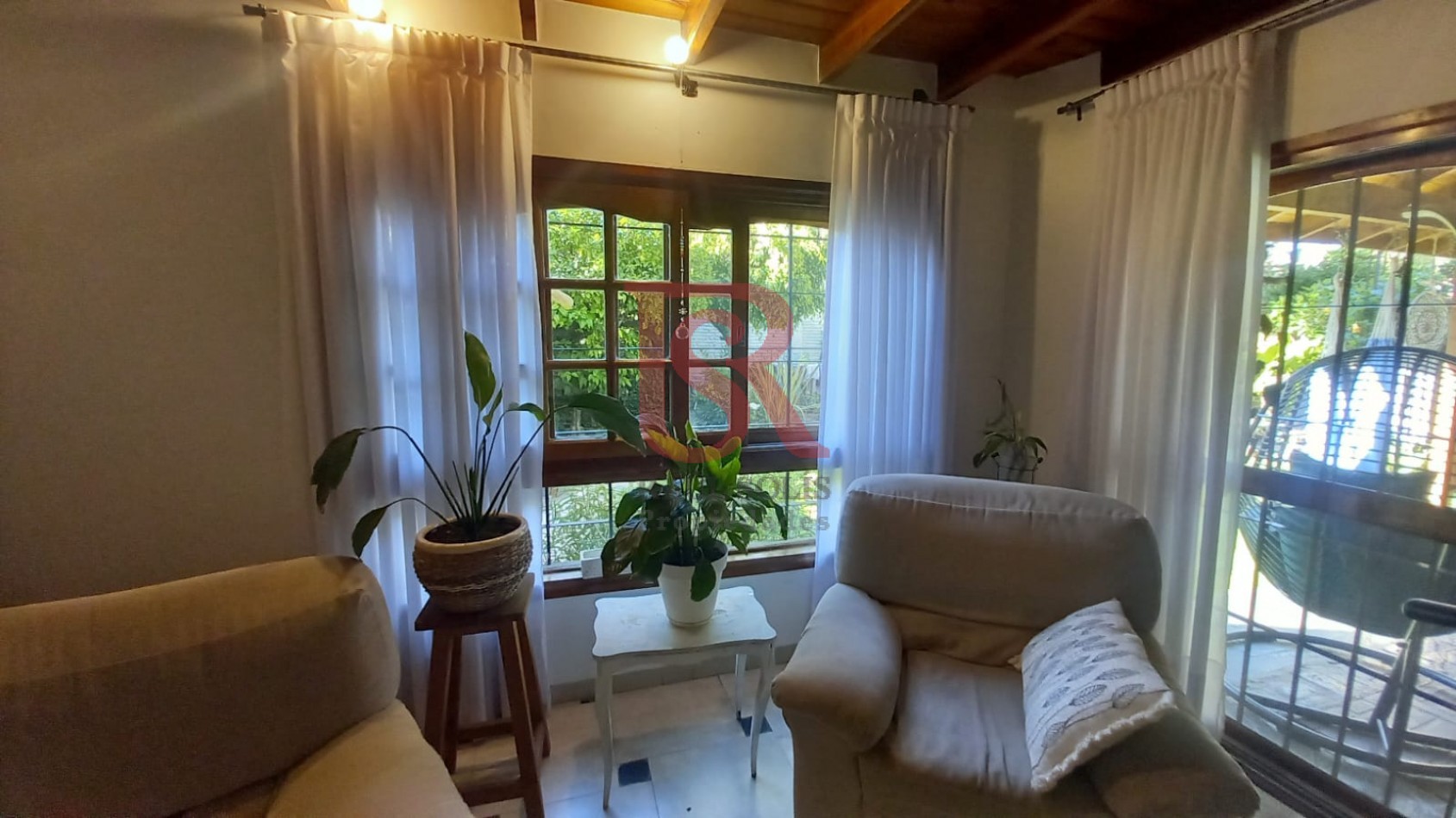 DN - Hermosa casa en venta en Quilmes Oeste! Apto credito