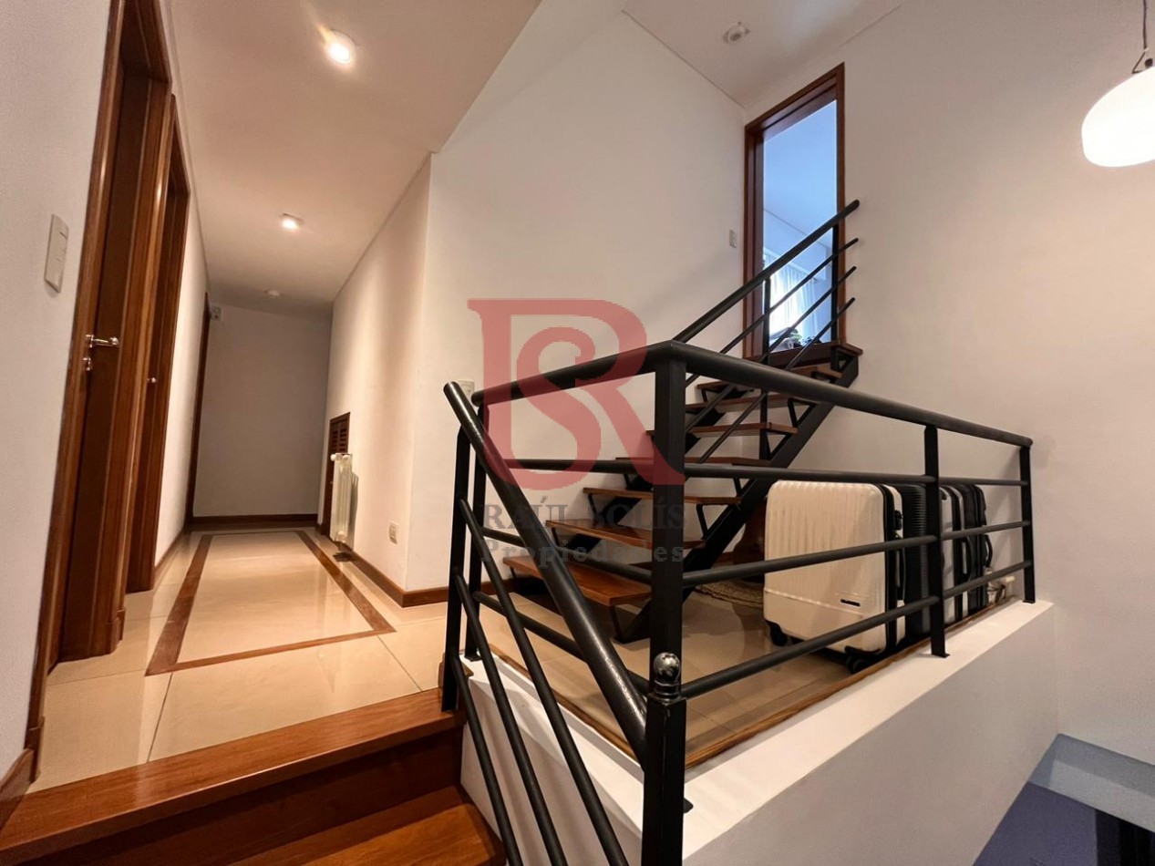 DN - Hermosa casa de 7 ambientes totalmente reciclada a nuevo en venta en Quilmes O