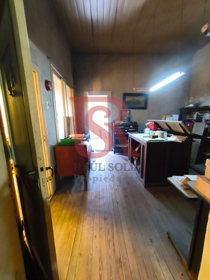 RS - Deposito amplio con espacio tipo loft en Quilmes centro