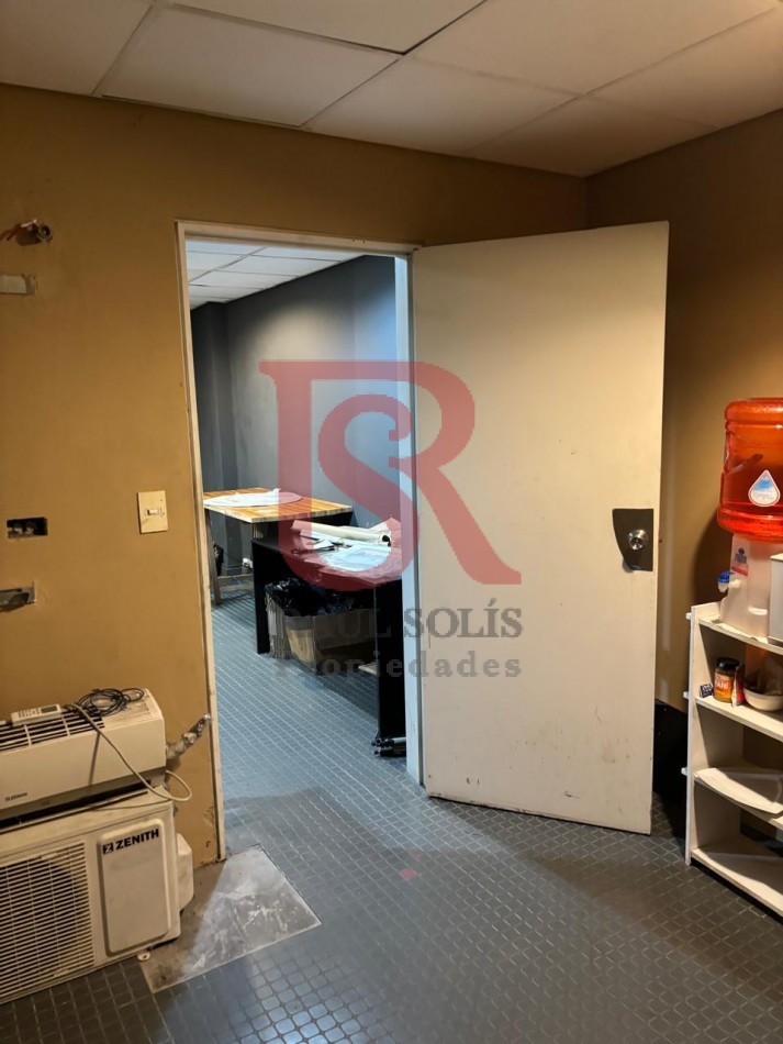 AM. IMPECABLE LOCAL en Venta en Quilmes Centro