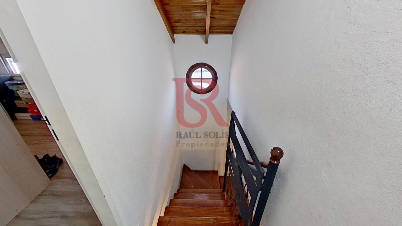 AM. Casa tres ambientes en Venta Quilmes Oeste 