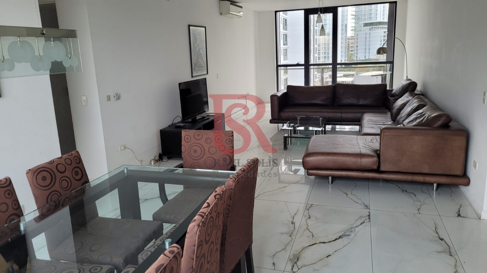 Excelente!!! Departamento tres ambientes en Puerto Madero