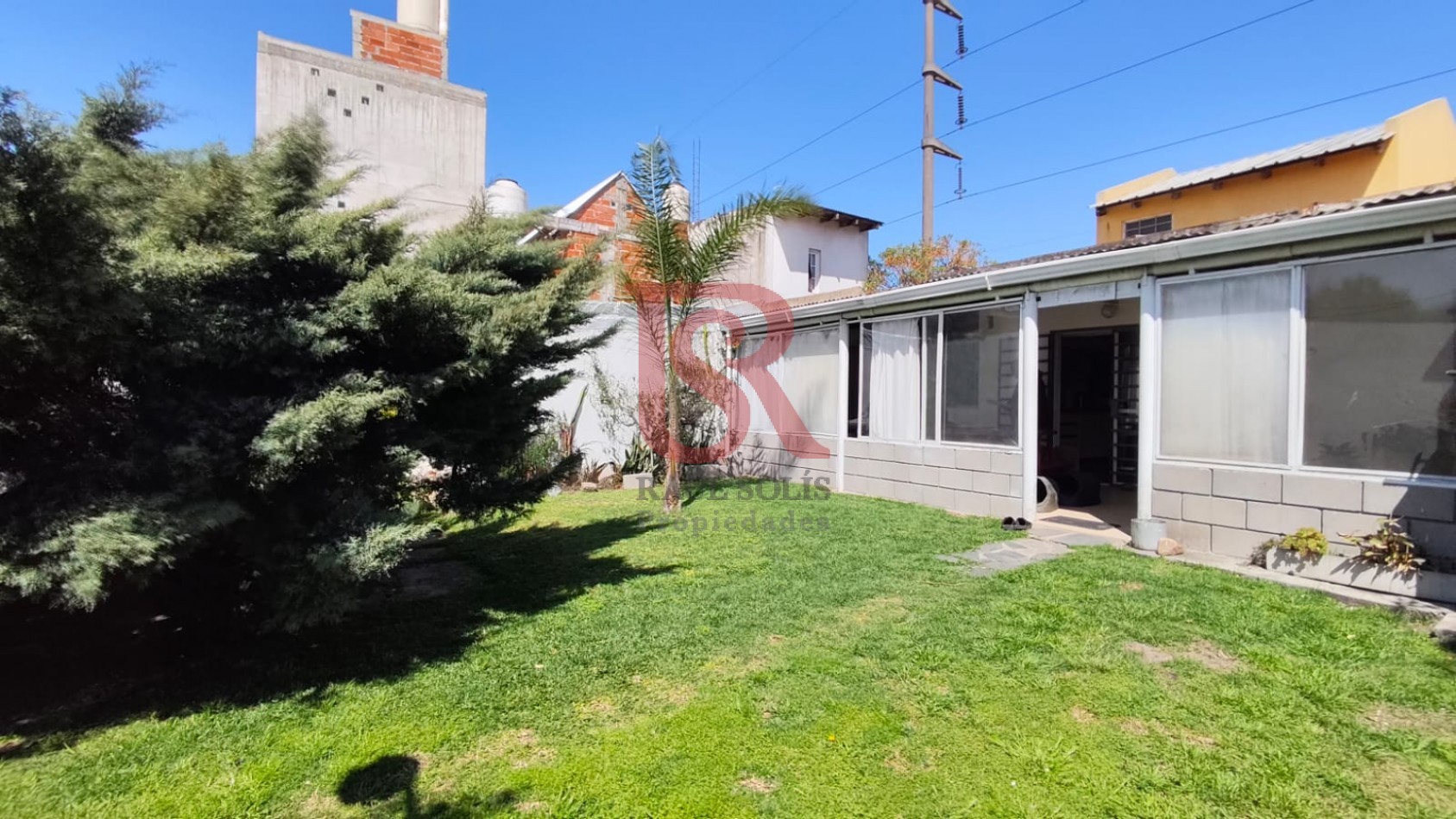 DN - Casa en venta en Quilmes Oeste!