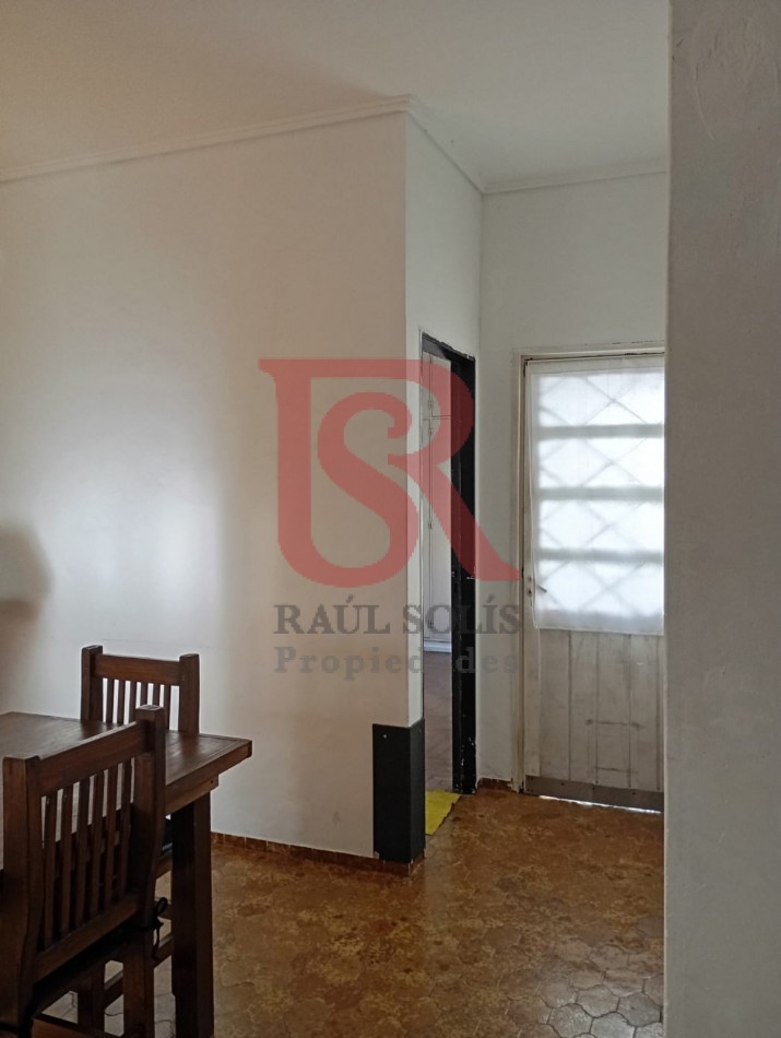 LP - Alquiler PH en planta baja 2 ambientes con patio interno sin expensas en Bernal