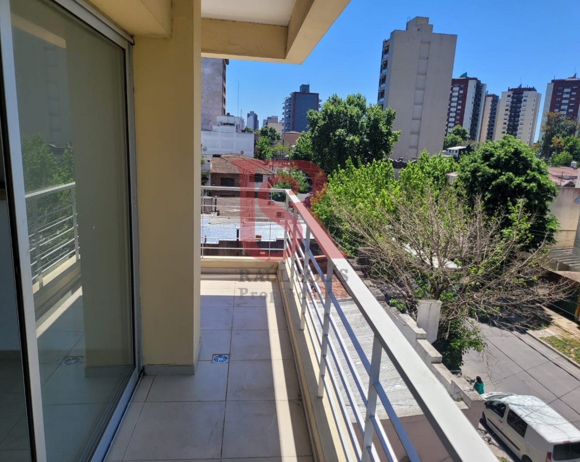 E.S. ALQUILER Departamento 2 ambientes con cochera 