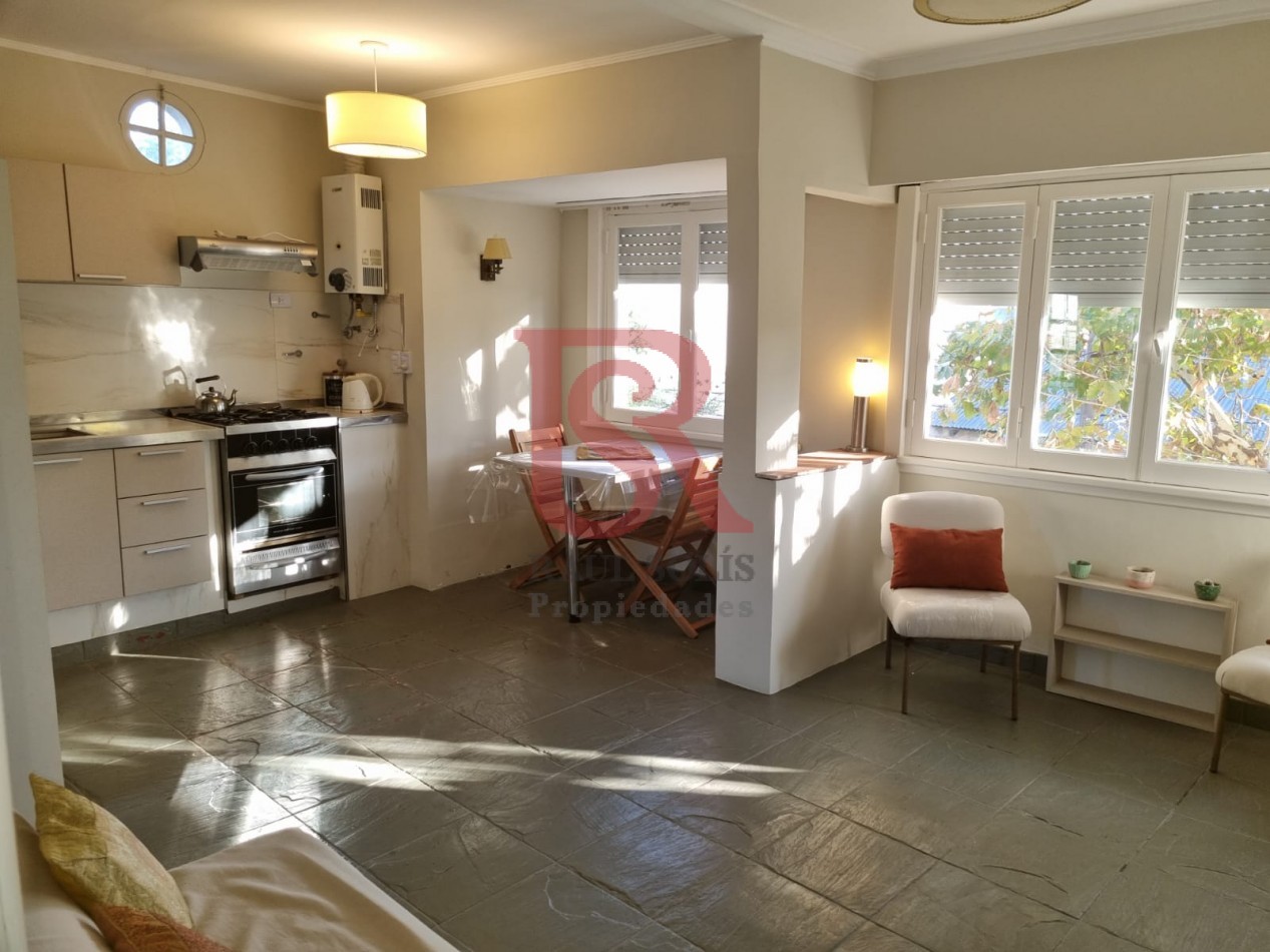 AM. Impecable Departamento tres ambientes en Quilmes Oeste