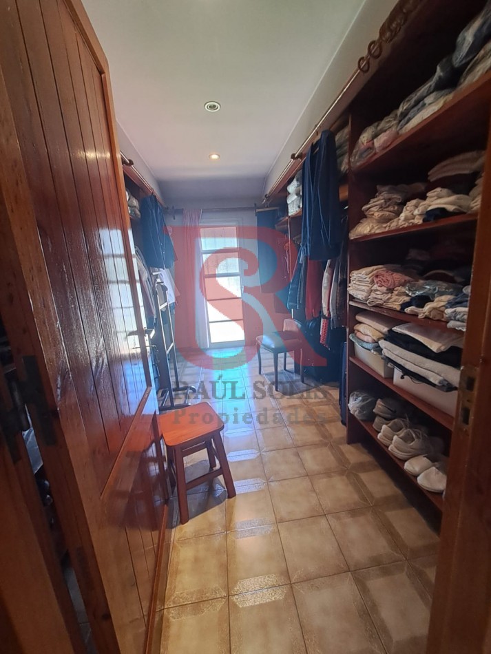 GZ- Imponente Casa en Esquina 