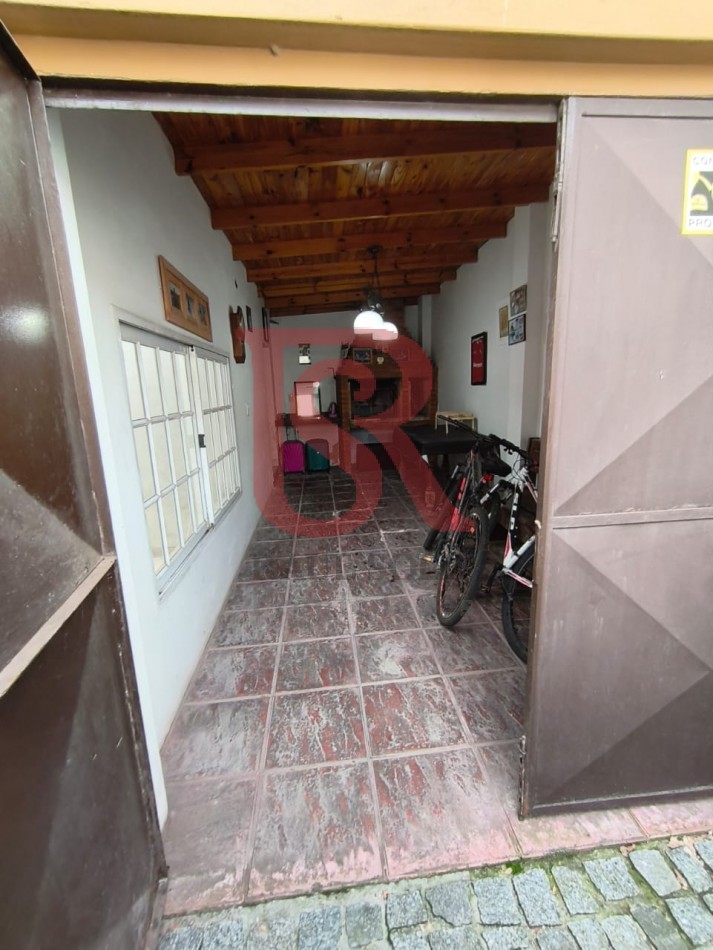LP - Venta hemosa casa con quincho en Berazategui