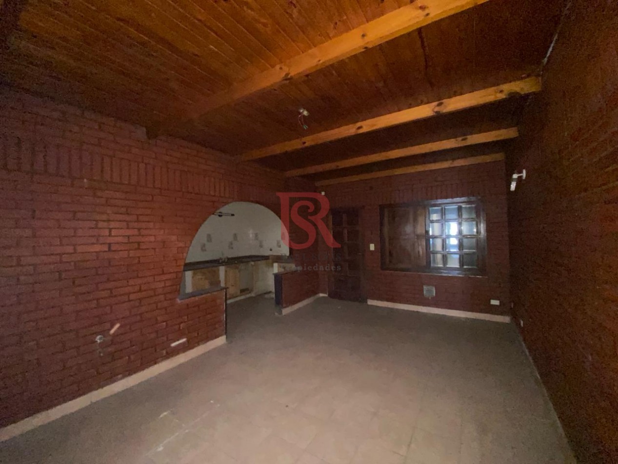 AM. Casa en Venta Excelente Ubicacion para Gastronomia