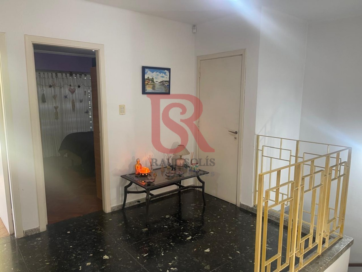 RS- Hermosa casa de 7 ambientes, en excelente estado.