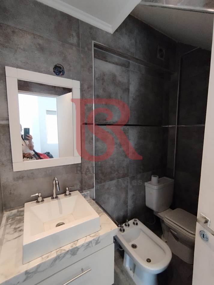 GZ - DN // Moderna casa cuatro ambientes en Barrio Parque El Carmencito