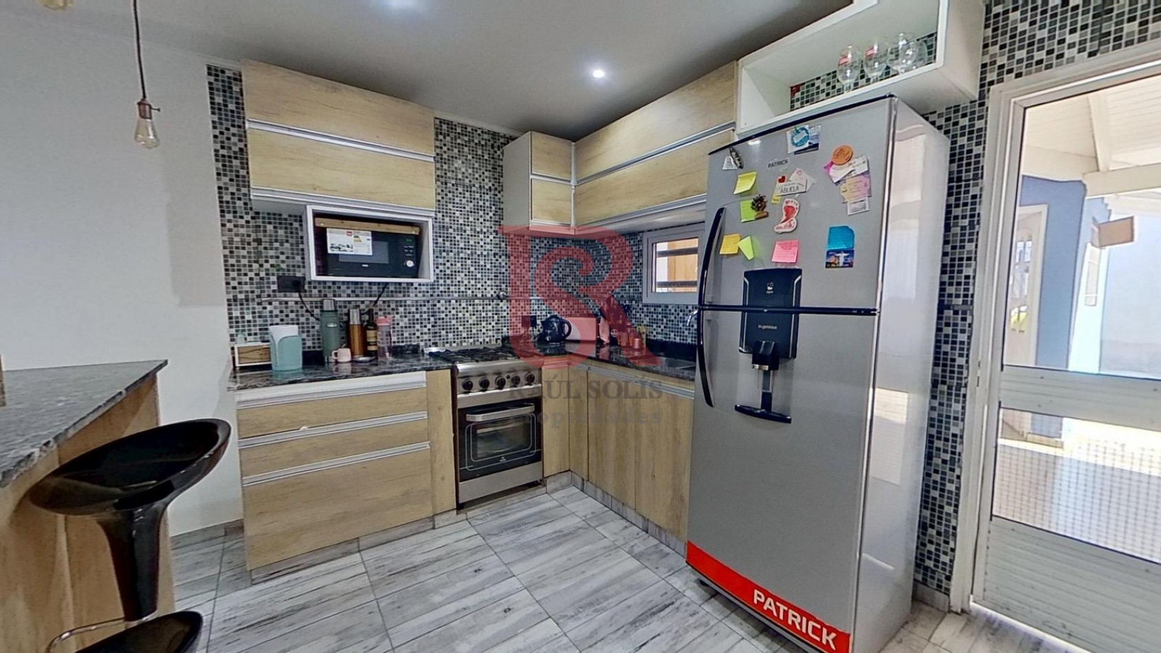 AM. Casa tres ambientes en Venta Quilmes Oeste 