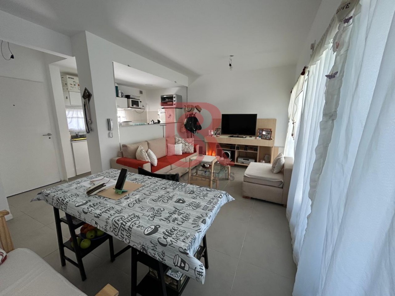 LG venta departamento 2 ambientes OPORTUNIDAD