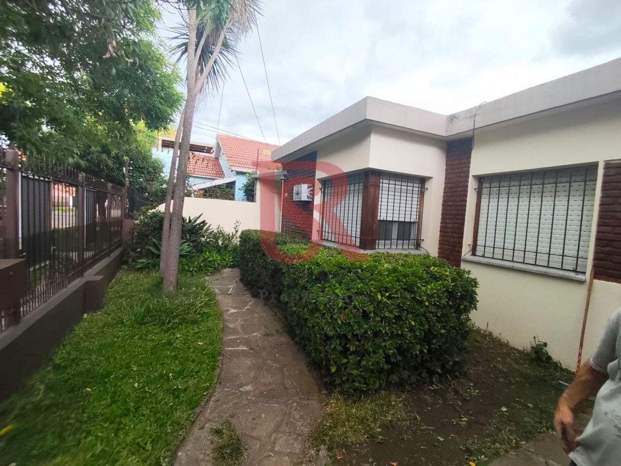 LP - ALQUILER! Hermosa casa 4 ambientes con patio y horno de barro en Don Bosco