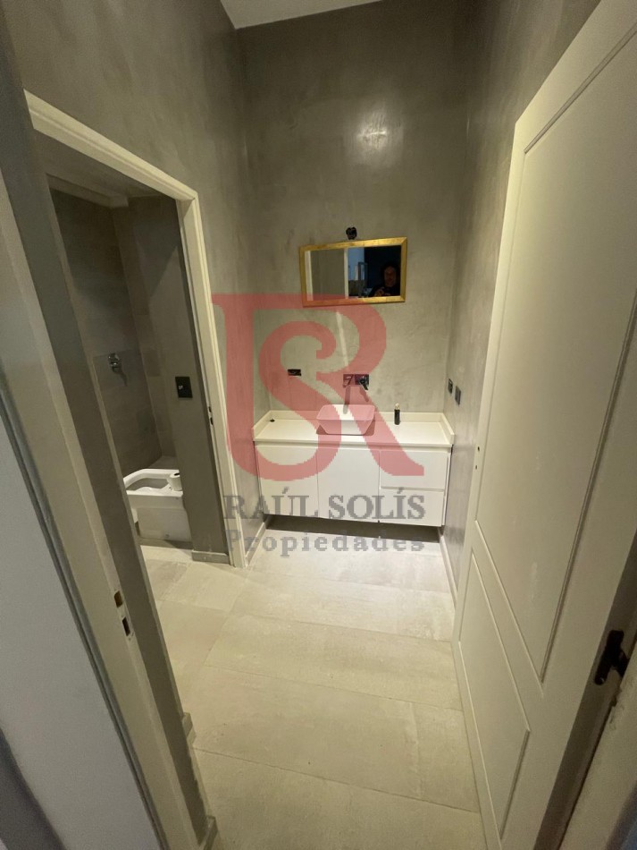 LP - VENTA! Hermoso departamento 3 ambientes en San Telmo