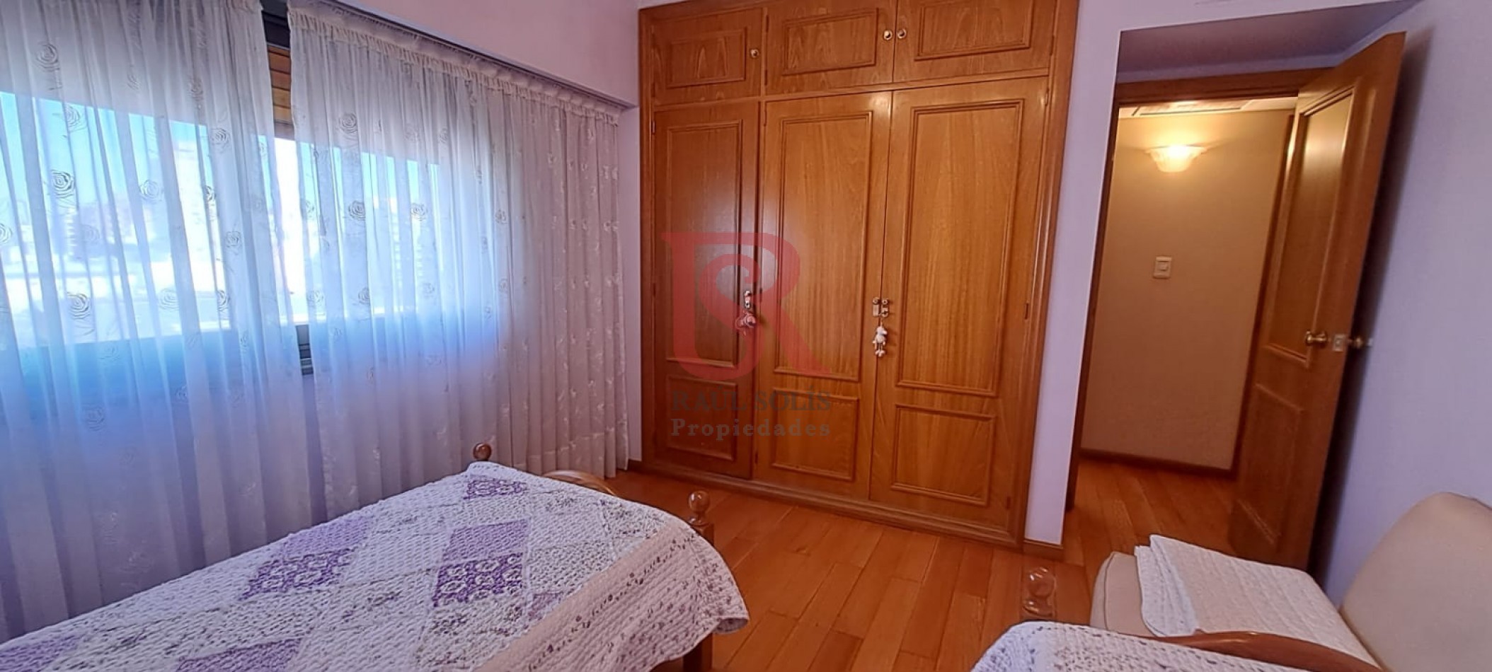Venta Excelente Piso de Categoria en Edificio Premium
